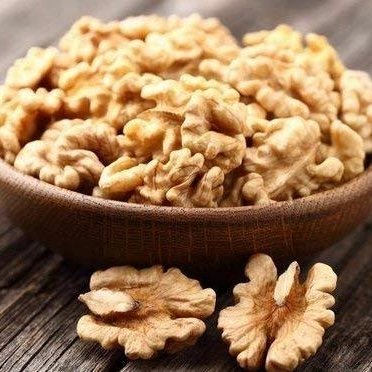 Premium Snow White Walnut Kernels – Extra-Light Grade Kashmiri Akhrot | Finest Quality